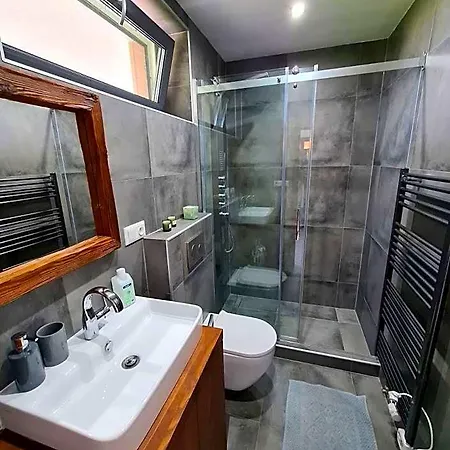 Woodpark Valcianska Dolina Otel *